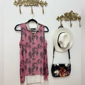 Flowy tunic sleeveless with floral pattern S